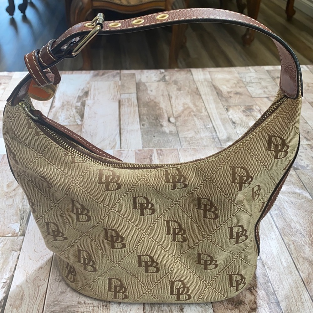 Authentic Dooney & Bourke purse